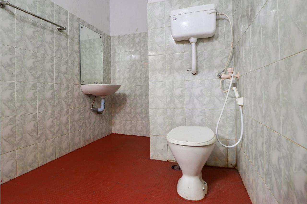 SPOT ON 60610 Malabar Tourist Home Kannur Bagian luar foto